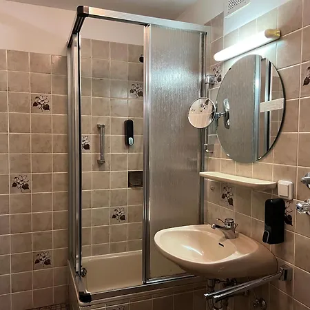 Mountain View Sauerland 住宿加早餐酒店