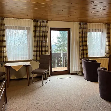 住宿加早餐酒店 Mountain View Sauerland 3*